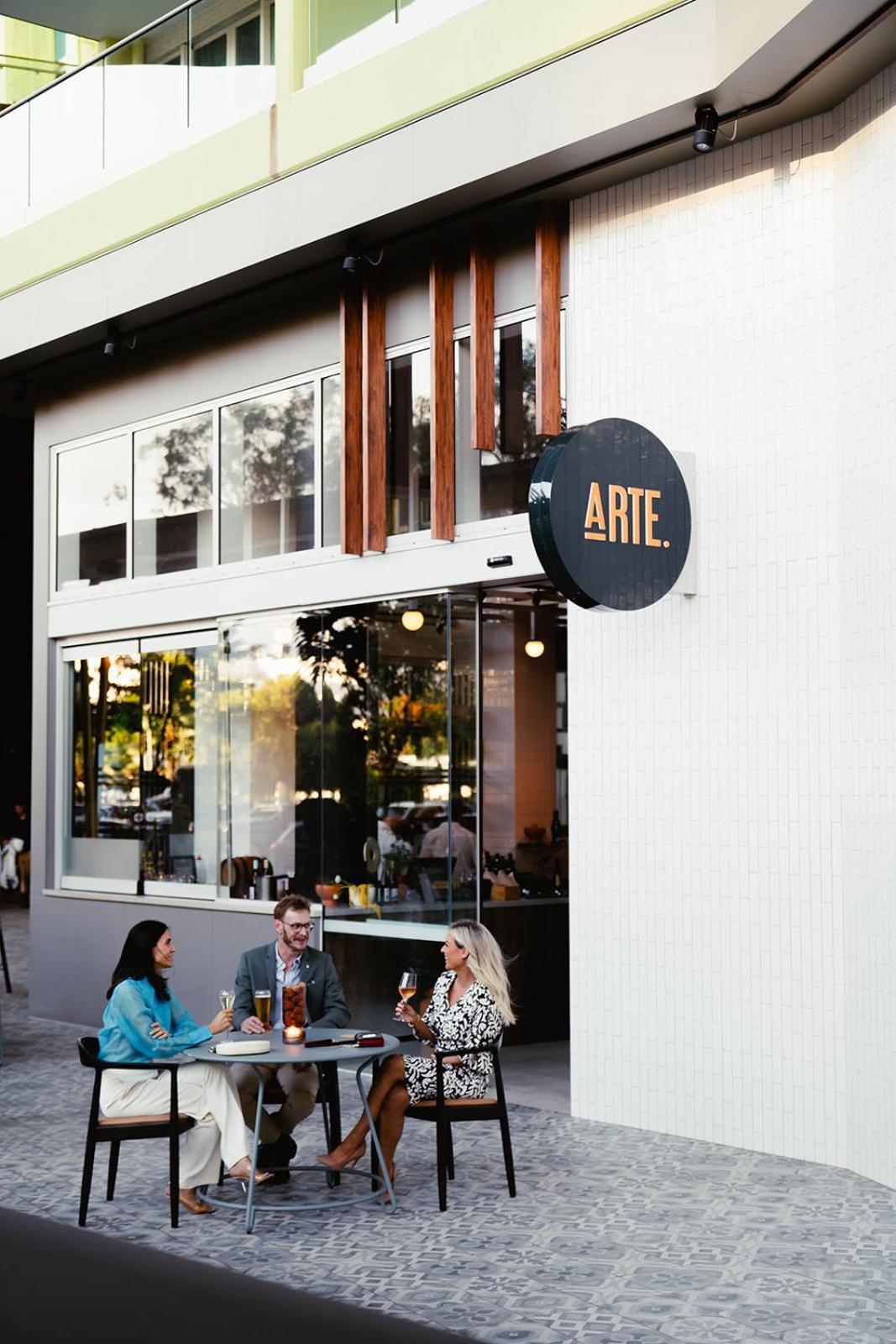 Crystalbrook Bailey Hotell Cairns Exteriör bild Arte Restaurant