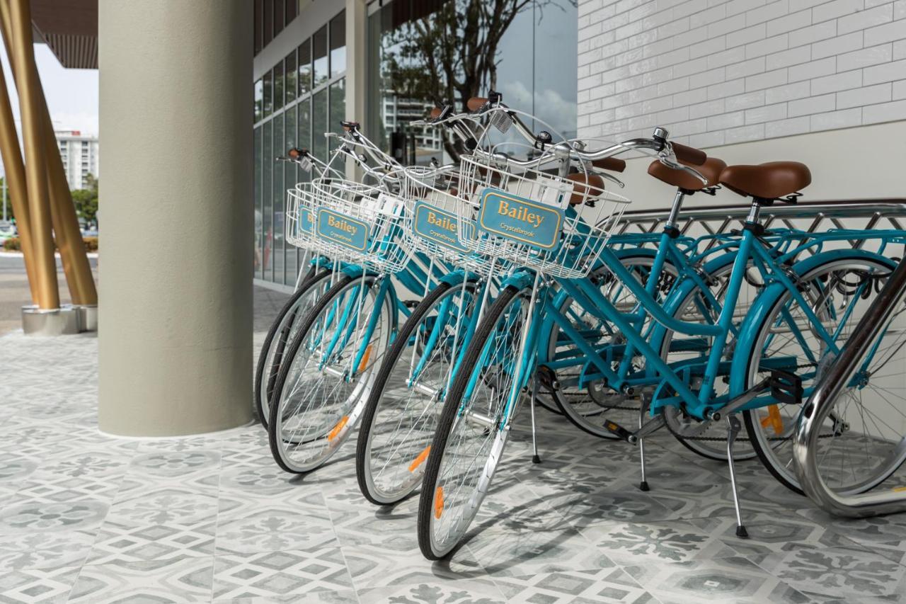 Crystalbrook Bailey Hotell Cairns Exteriör bild City bikes in Tokyo